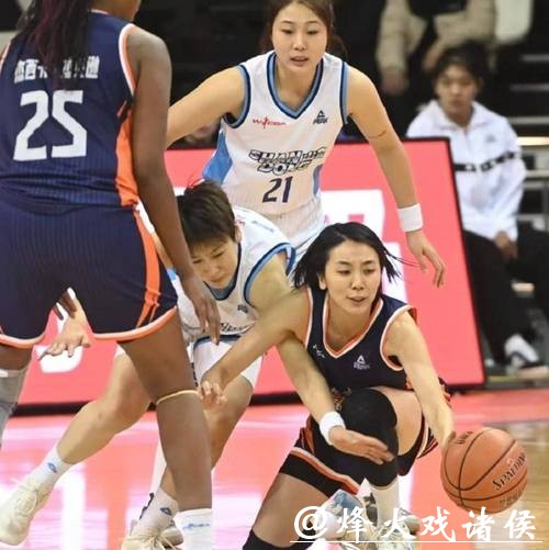 生完孩子再复出！曾经最美女篮国手，如今还能打！