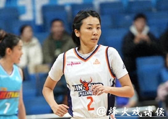 生完孩子再复出！曾经最美女篮国手，如今还能打！